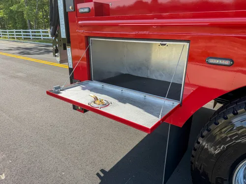 Rescue exterior view, photo 12 of 99